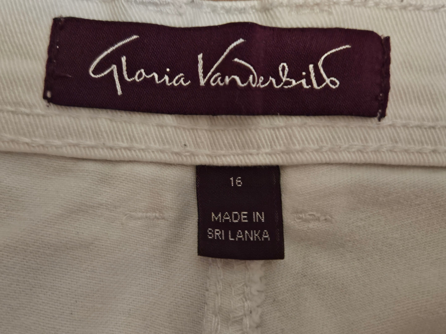 Gloria Vanderbilt Pants