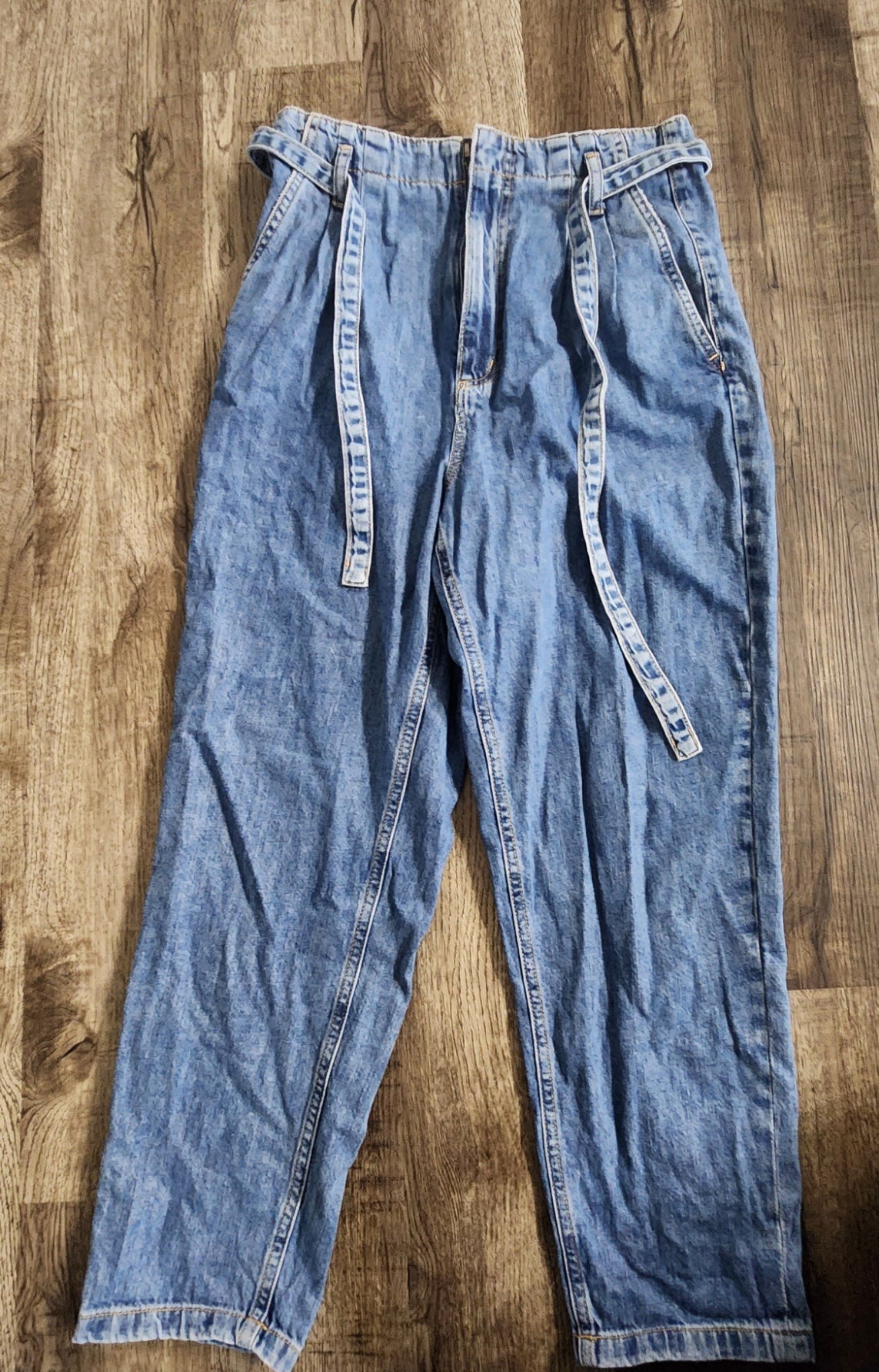 Dynamite Waist String Jeans