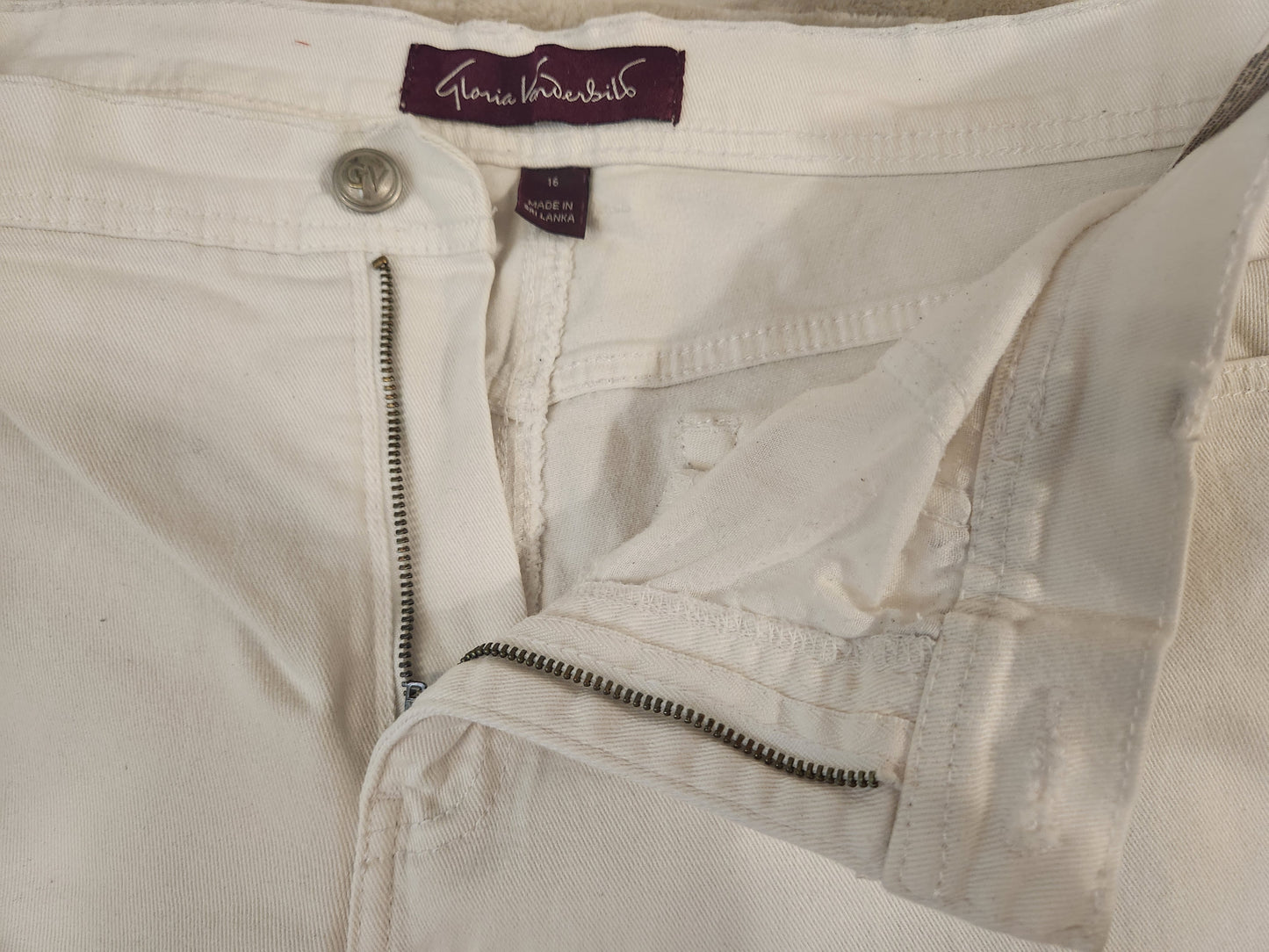 Gloria Vanderbilt Pants