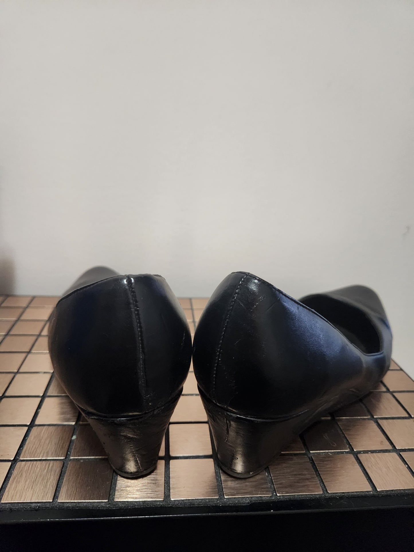 Le Chateau Wedge Heels - Size 9
