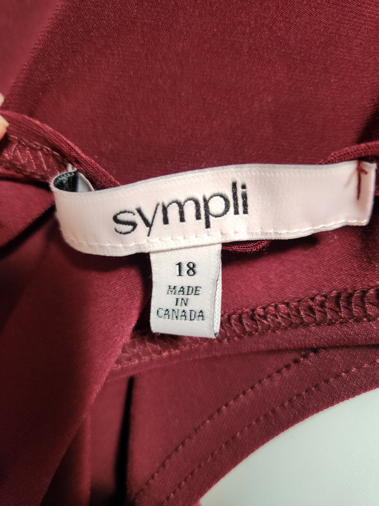 Symplii Tank Top – Size 18