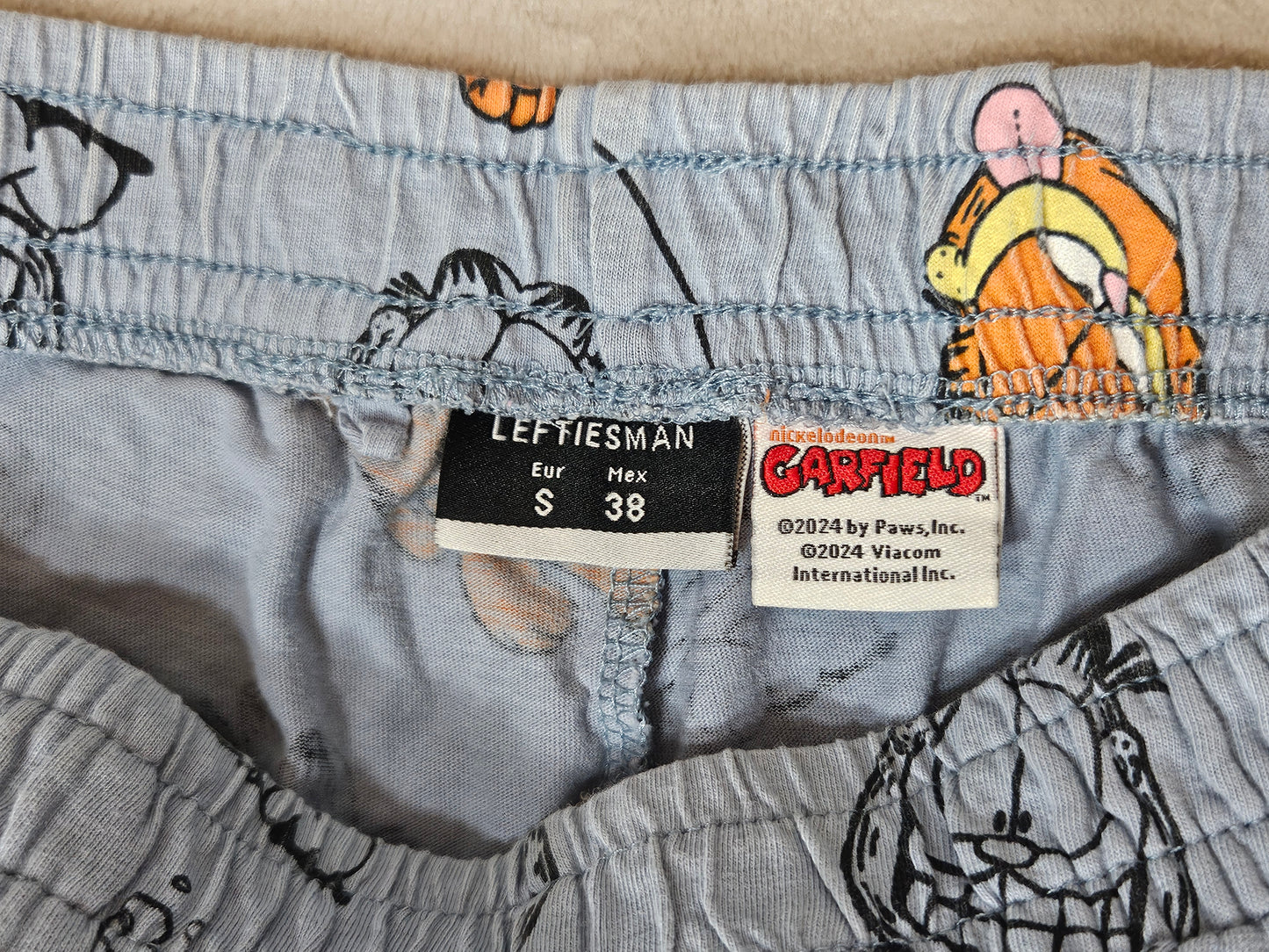 Garfield Shorts - Size S