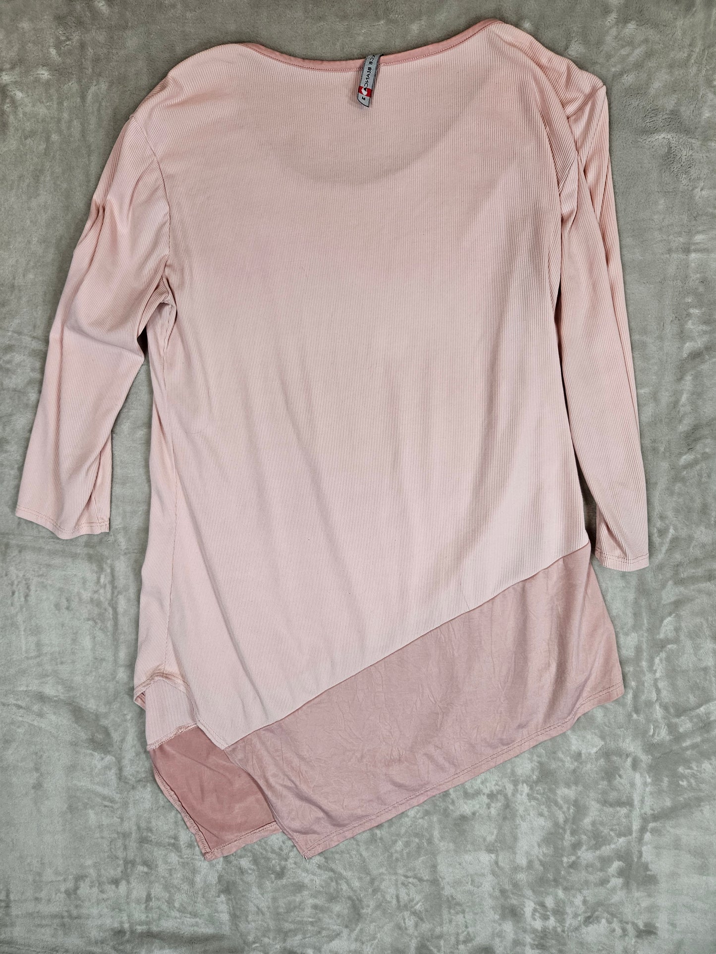Pink 3/4 Sleeve Top - M