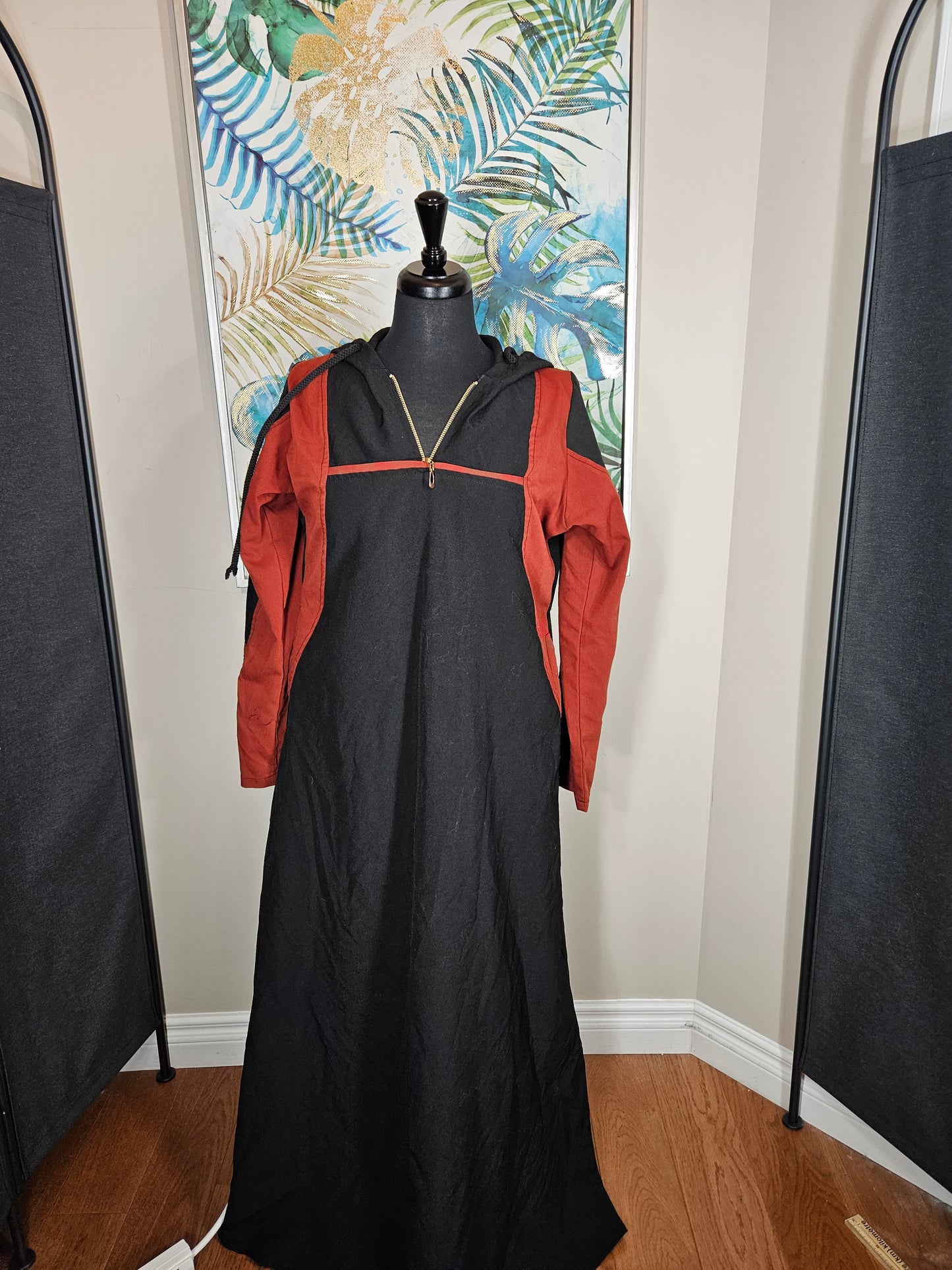 Youth Abaya - Black & Orange Size S/M