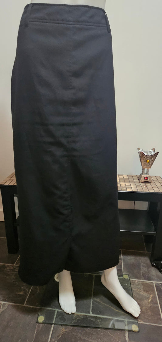 Black Skirt