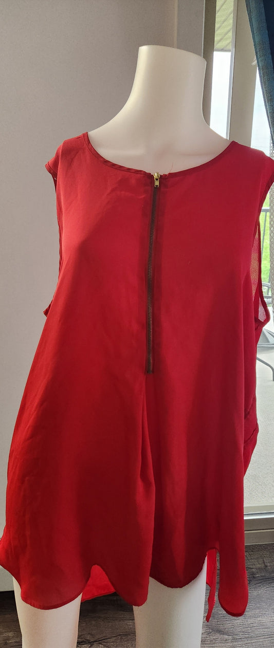 Sleeveless Zip-up Top