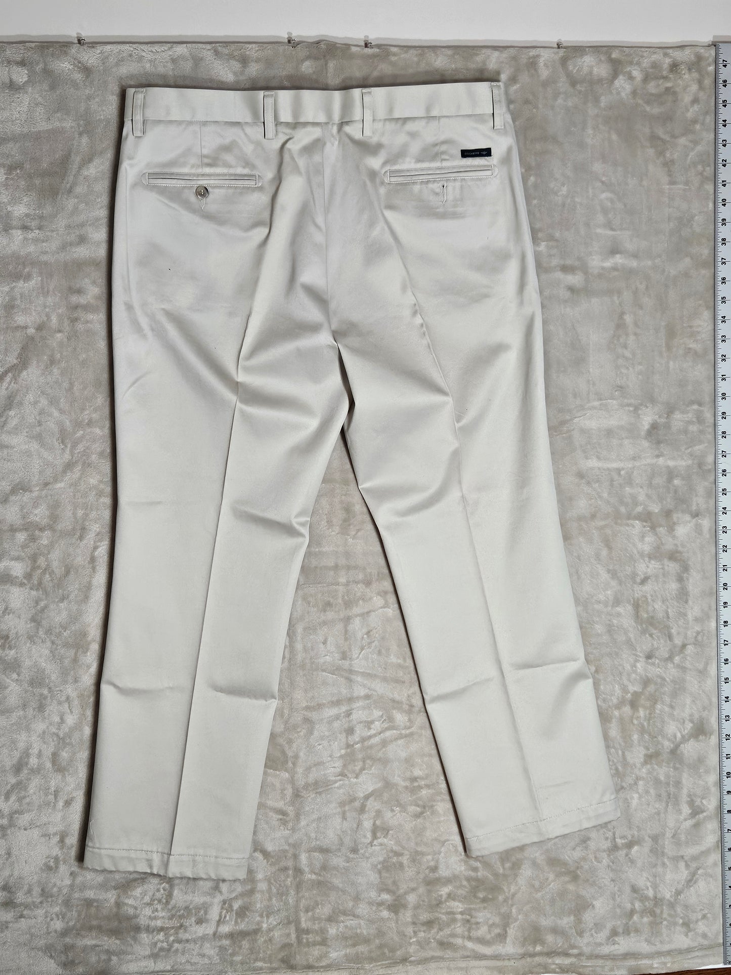 Docker’s Men’s Trousers