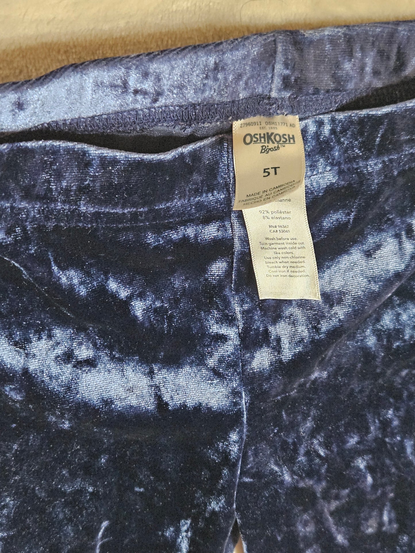 OshKosh 5T Kids Velvet Leggings Style Pants