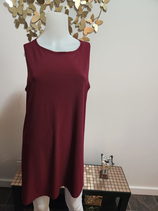 Symplii Tank Top – Size 18