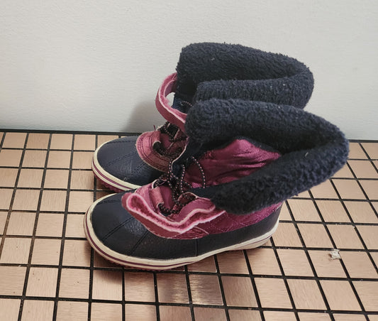 Girl's Size 8 Winter Boots