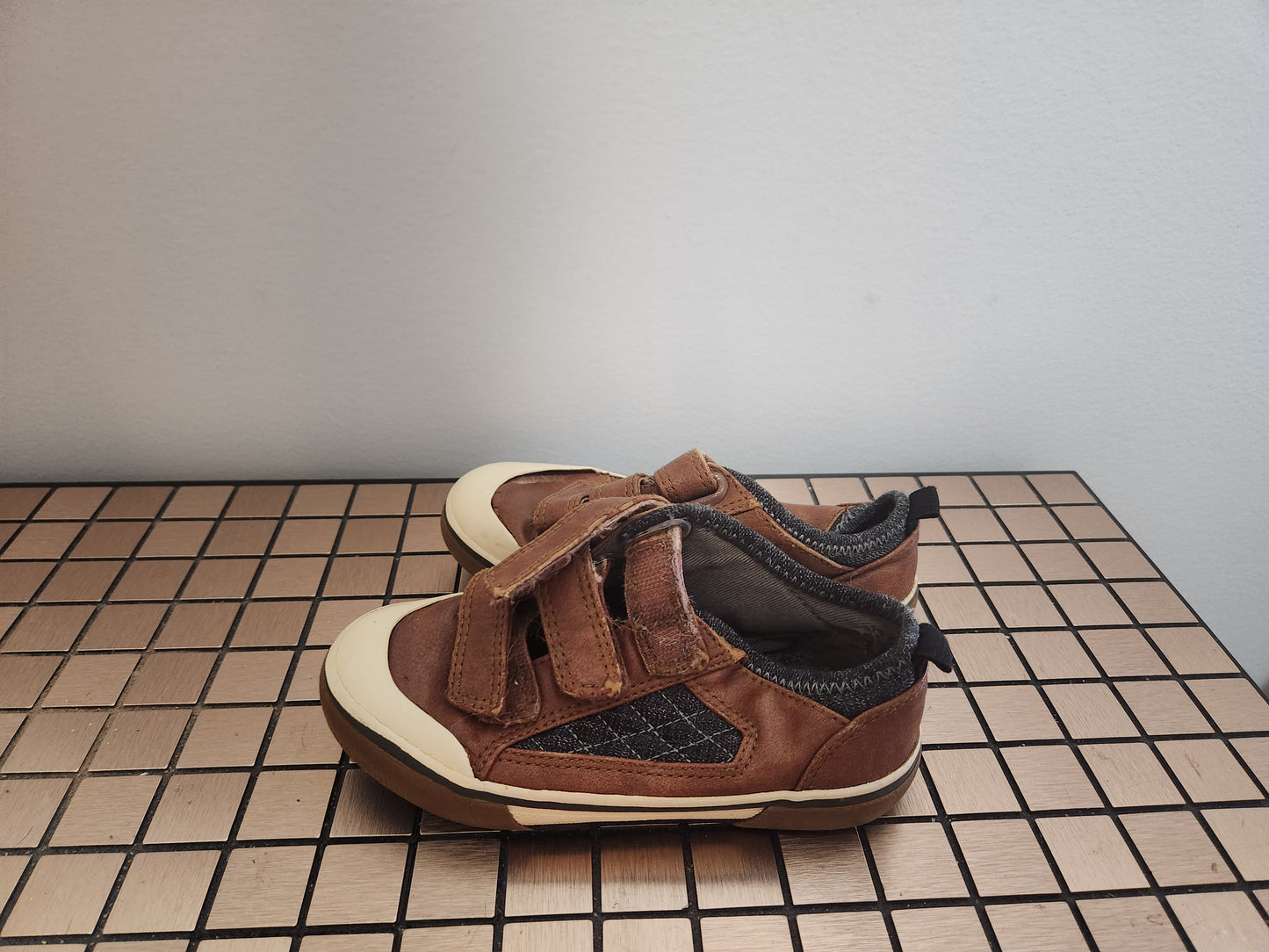 Boy's Shoes - Size 10