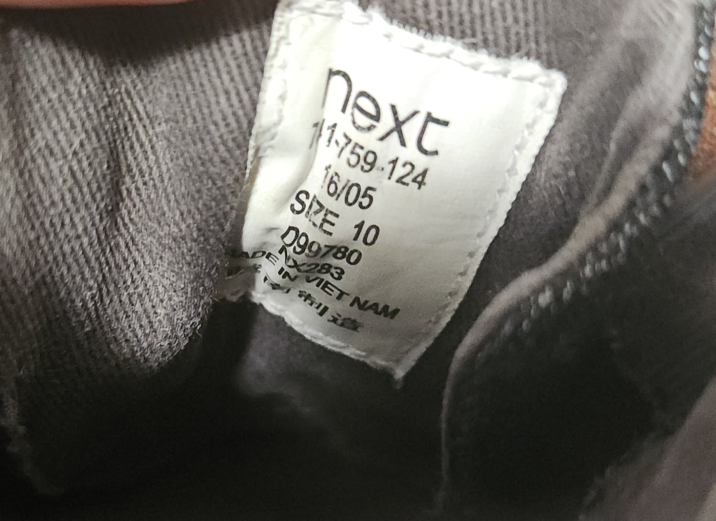 Boy's Shoes - Size 10