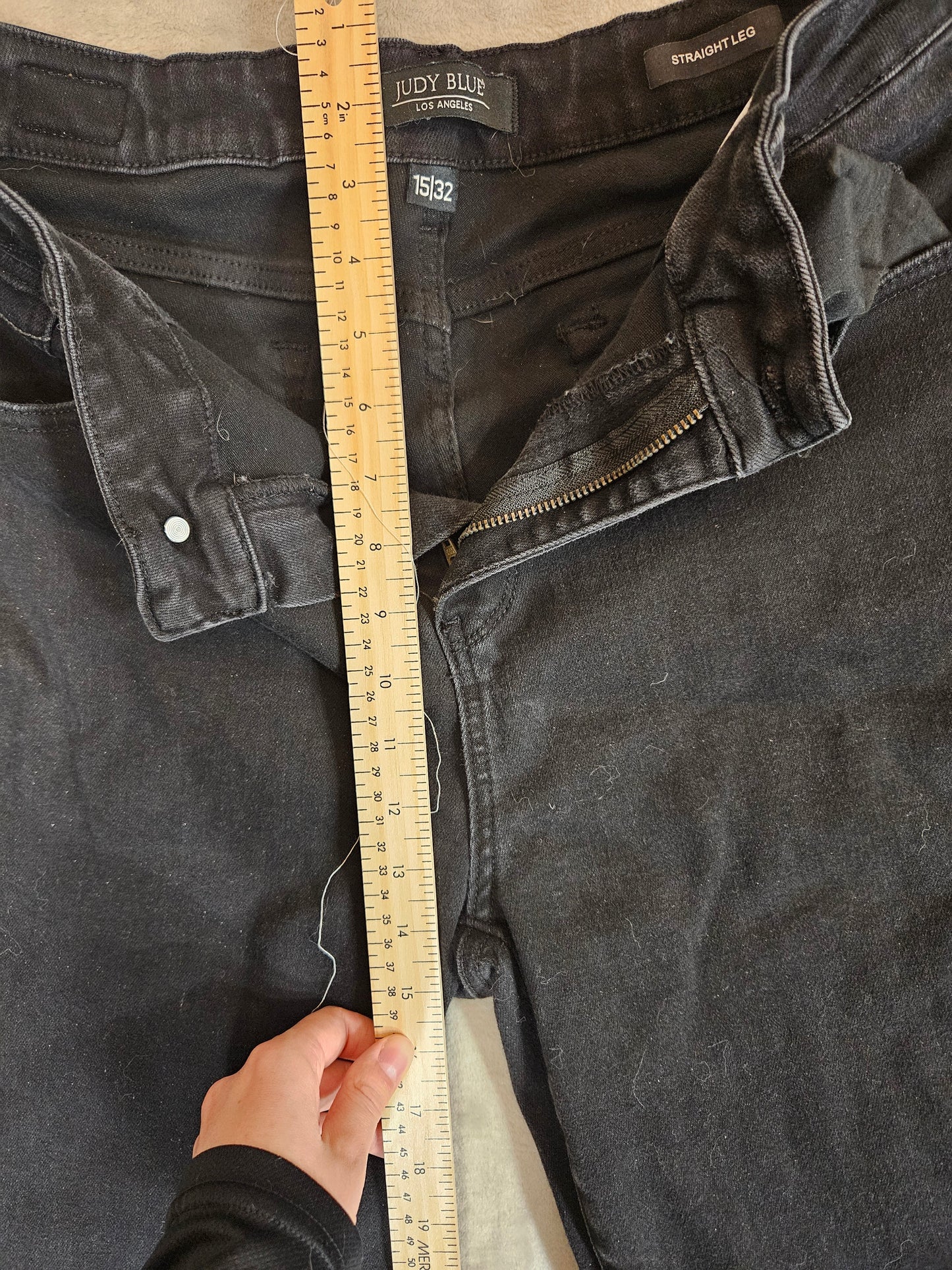 Judy Blue Straight Jeans - Size 15/32