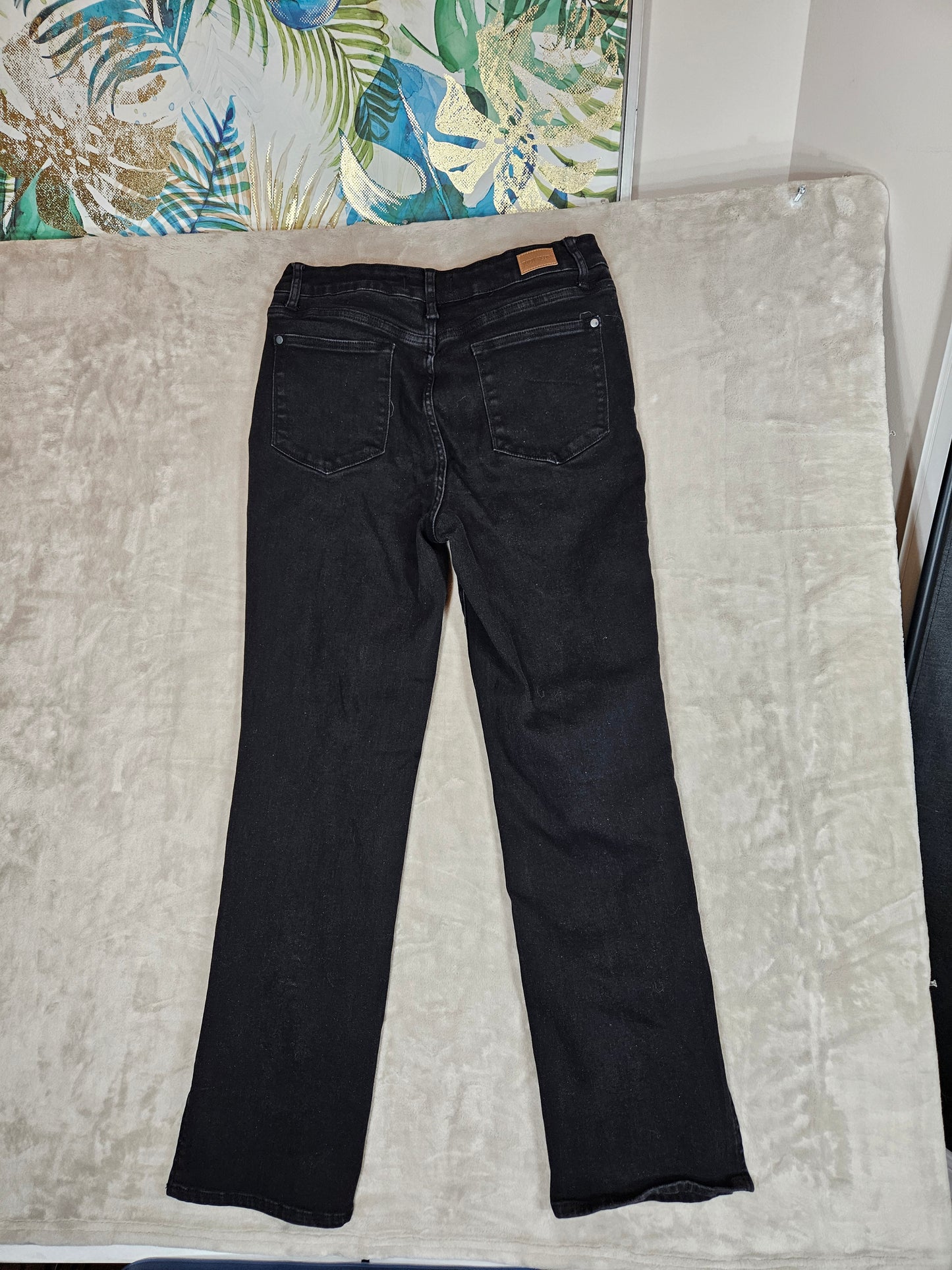 Judy Blue Straight Jeans - Size 15/32