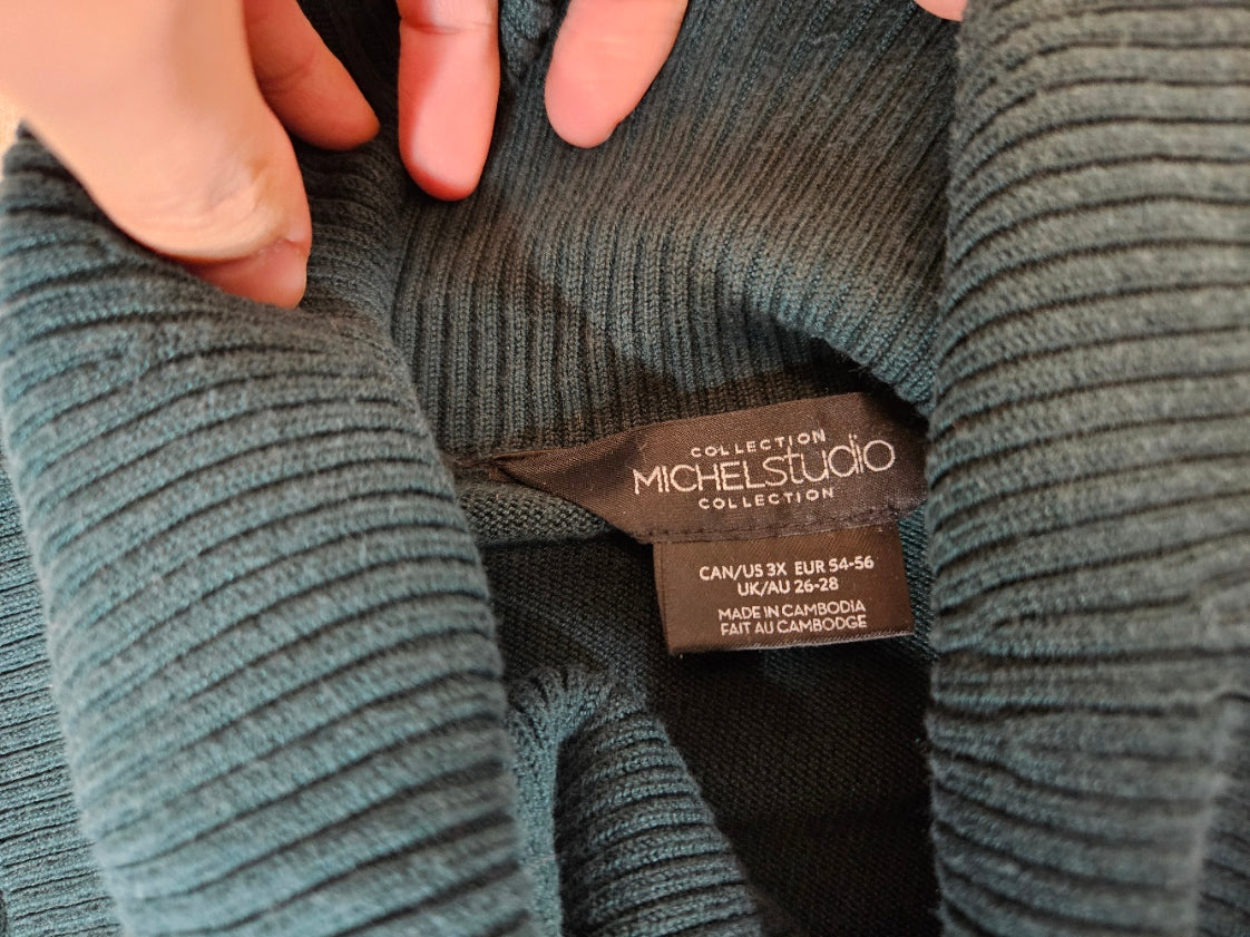 Michel Studio Turtleneck - 3X