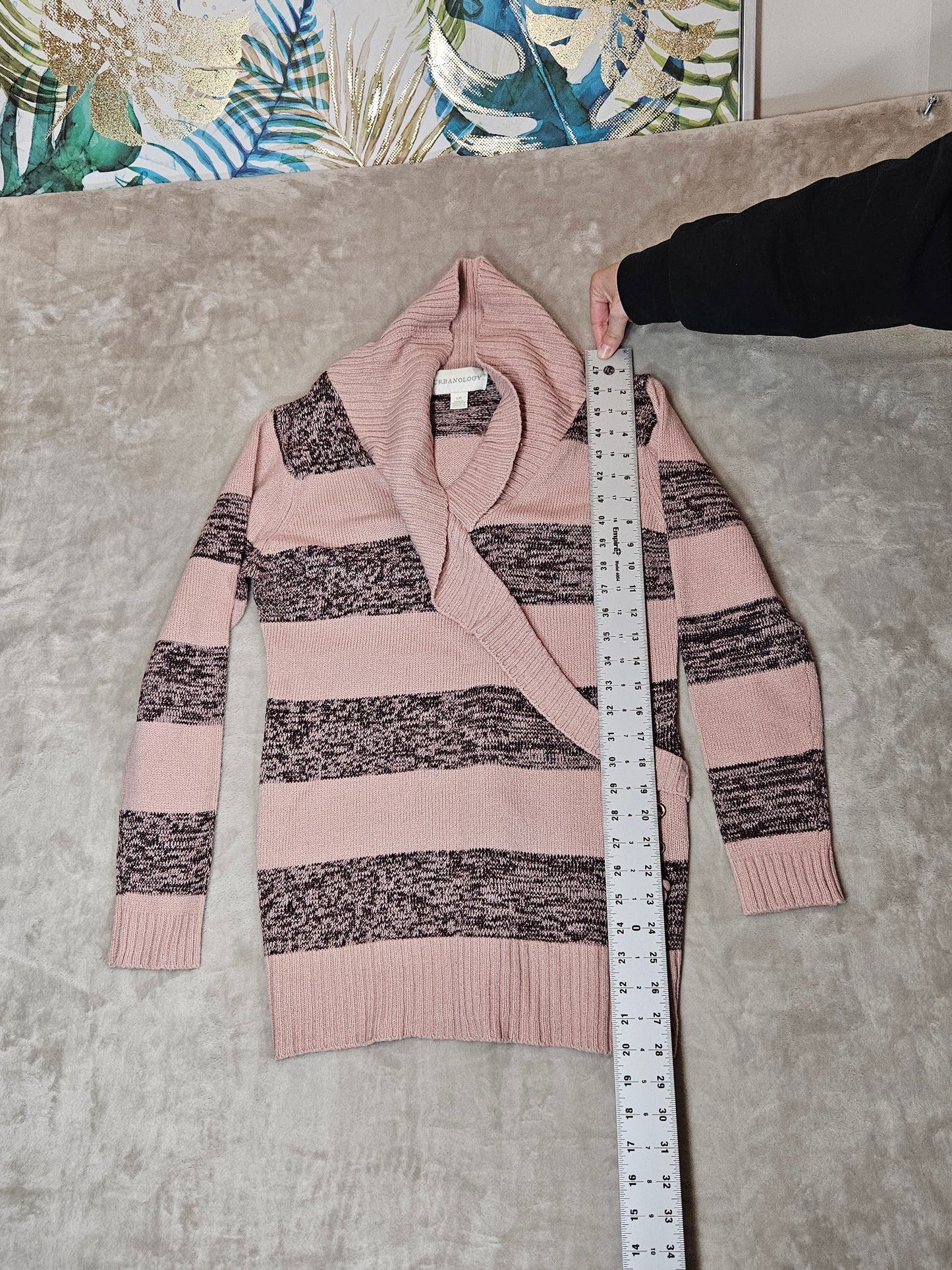 Urbanology Knit Sweater - L