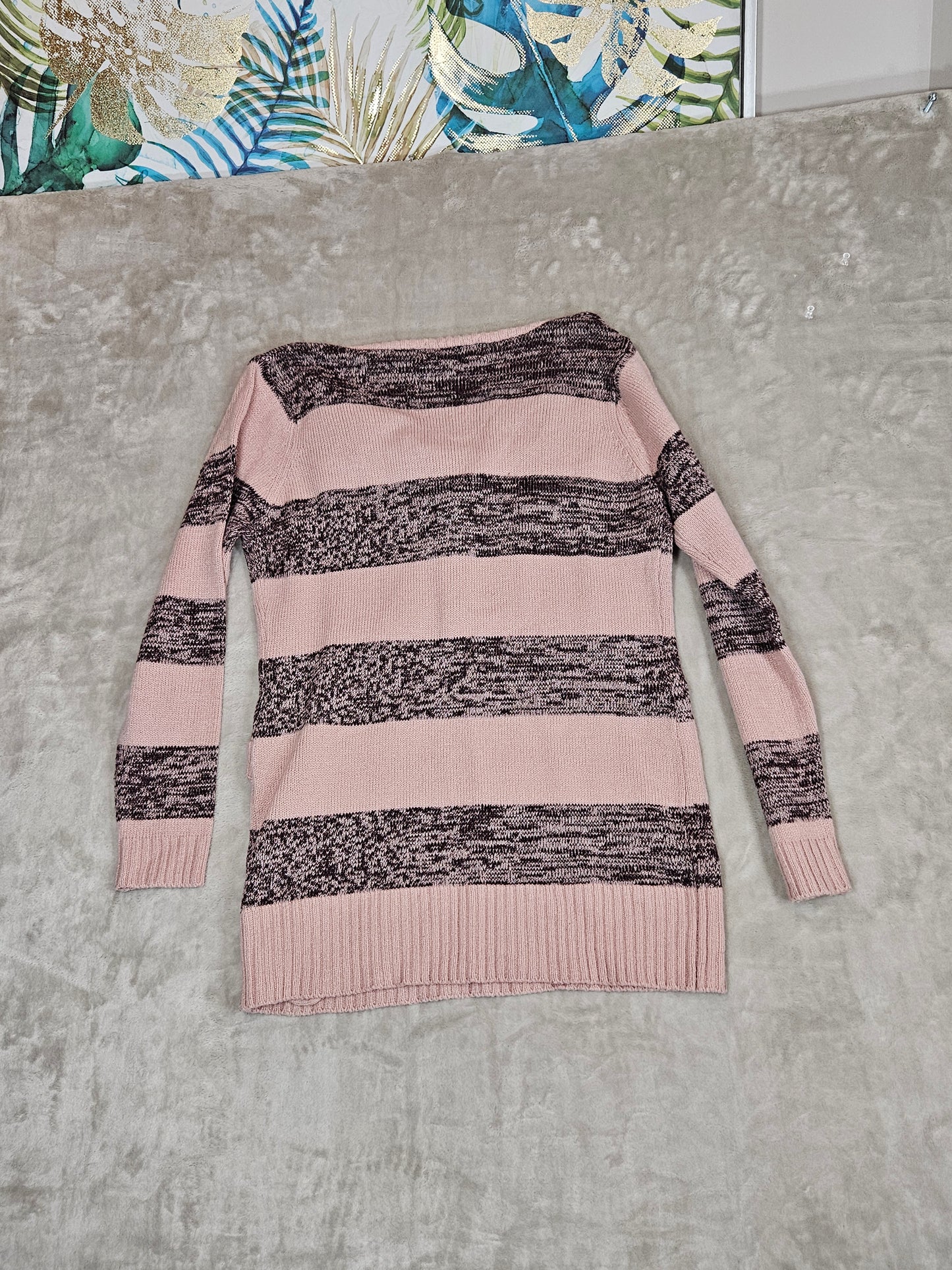 Urbanology Knit Sweater - L