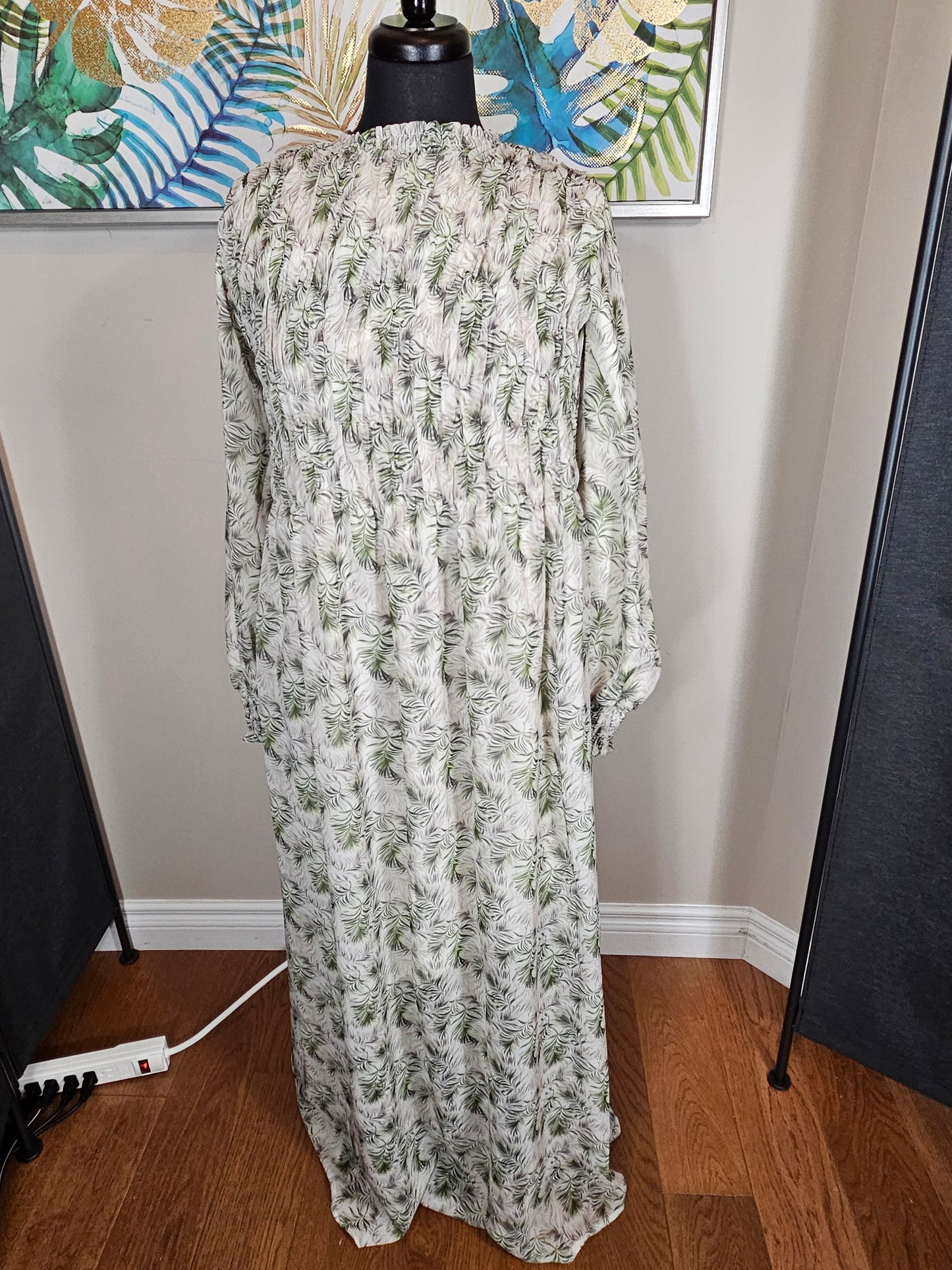 Refka Dress - Size 42