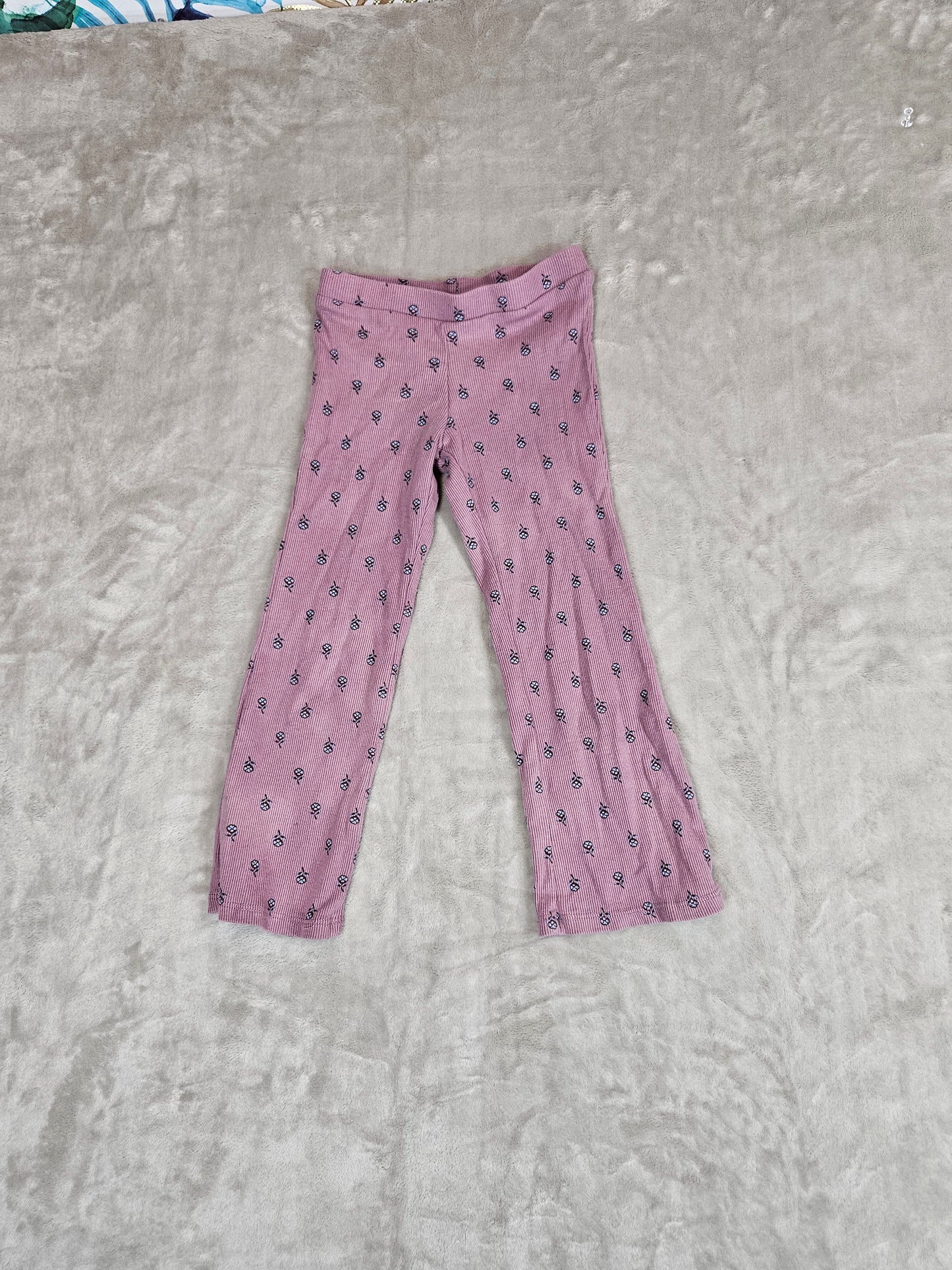 H&M Girl's Flare Pants - Size 3/4