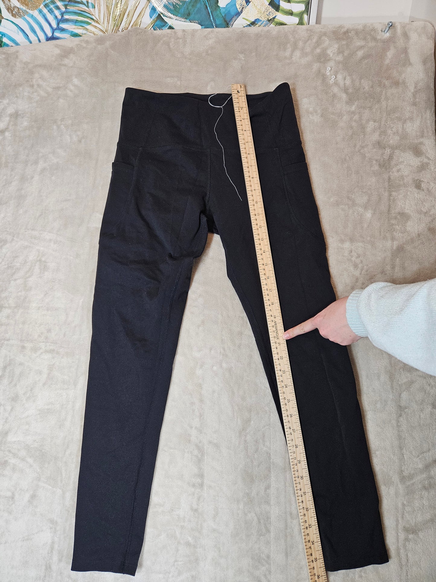 Tuff Athletics Leggings - Size Medium // With Pockets!