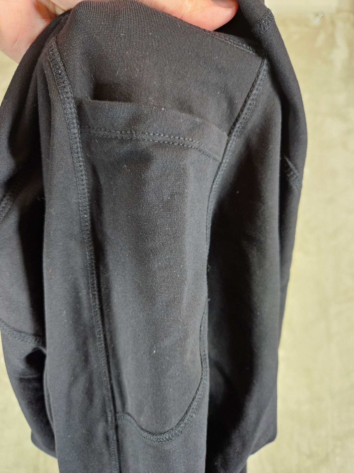 Tuff Athletics Leggings - Size Medium // With Pockets!