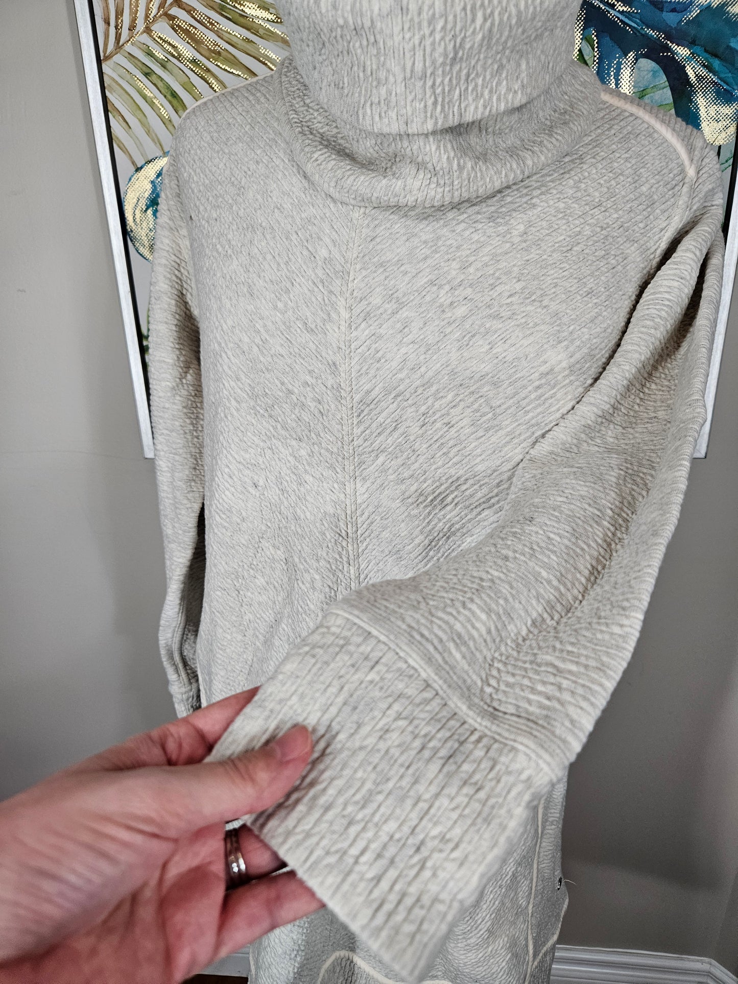 Lulu Lemon Sweater - Size 8