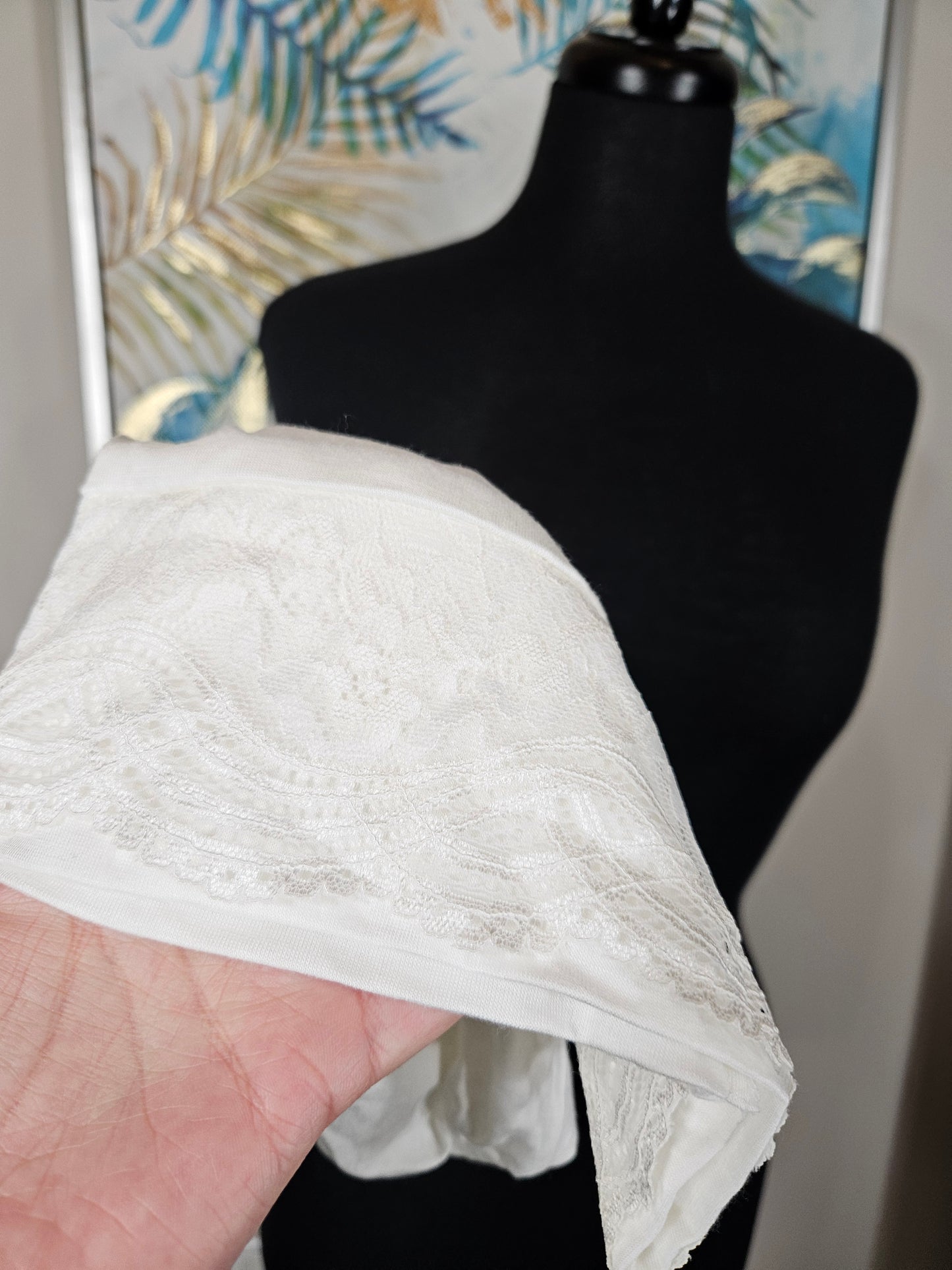 White Lace Underscarf