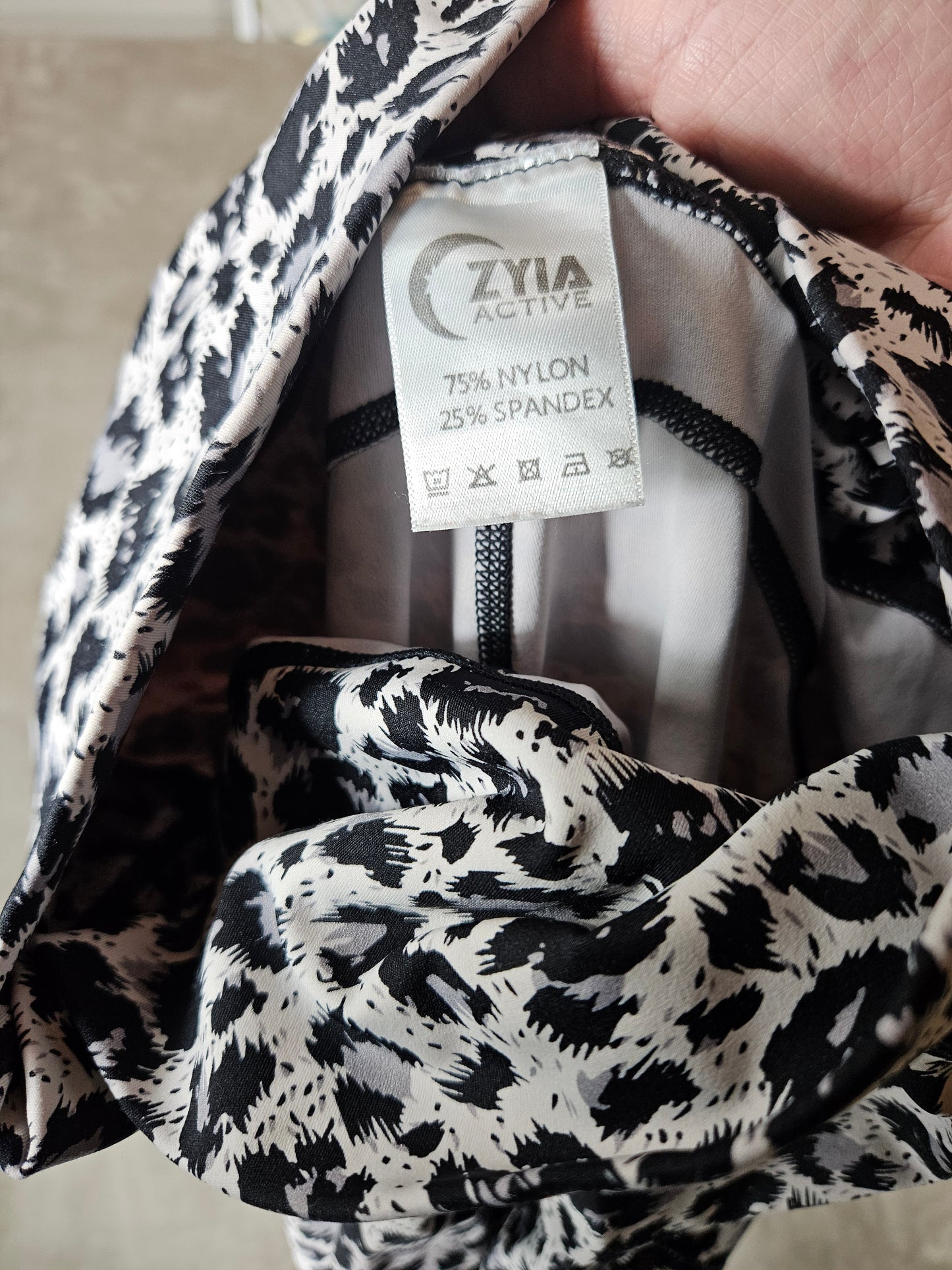 Zyia Active Leggings - Size S/M