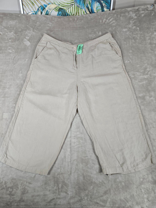 AND Linen Shorts - Size XXL