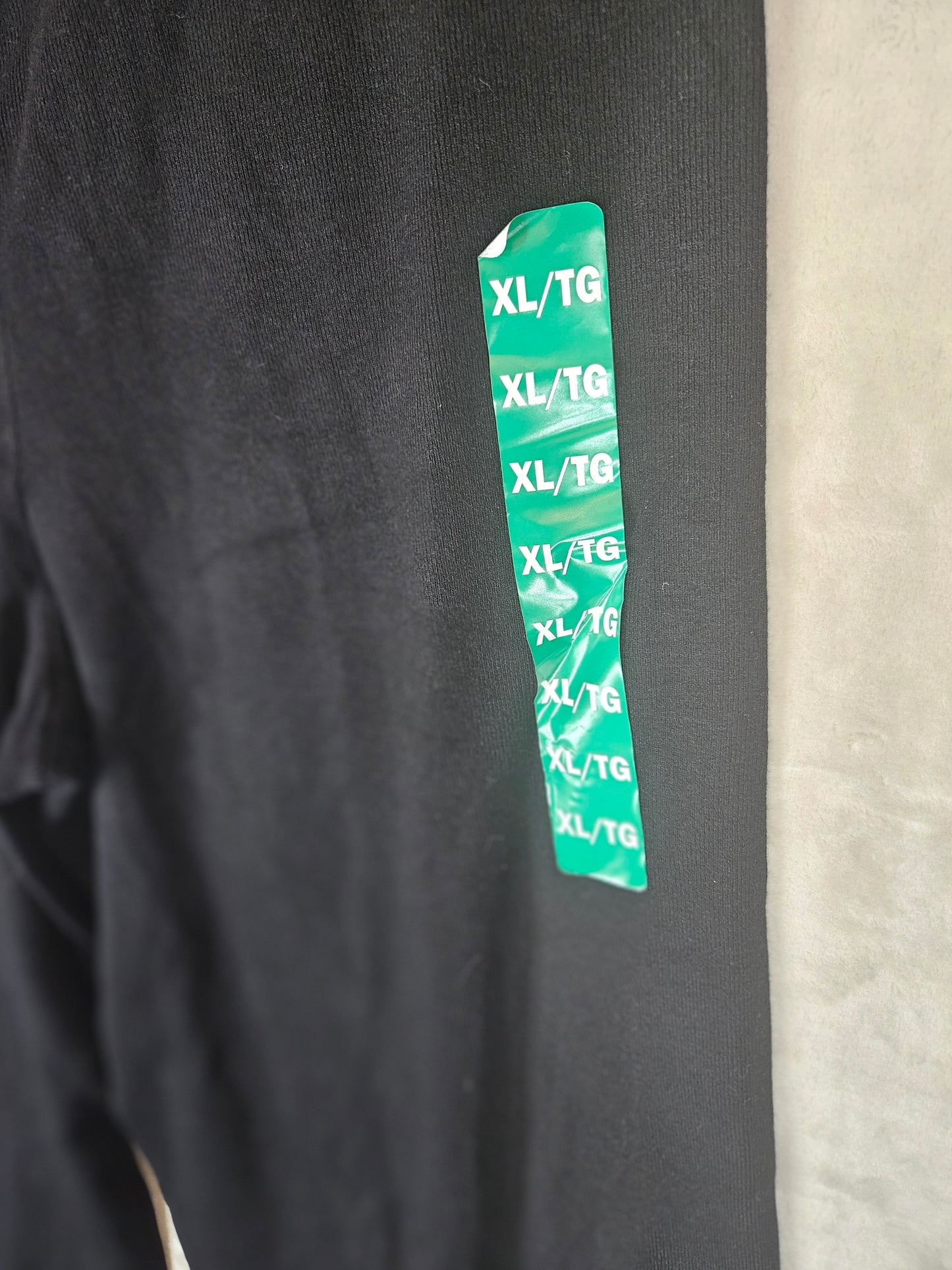 Splendid Lounge Set - Size L & XL