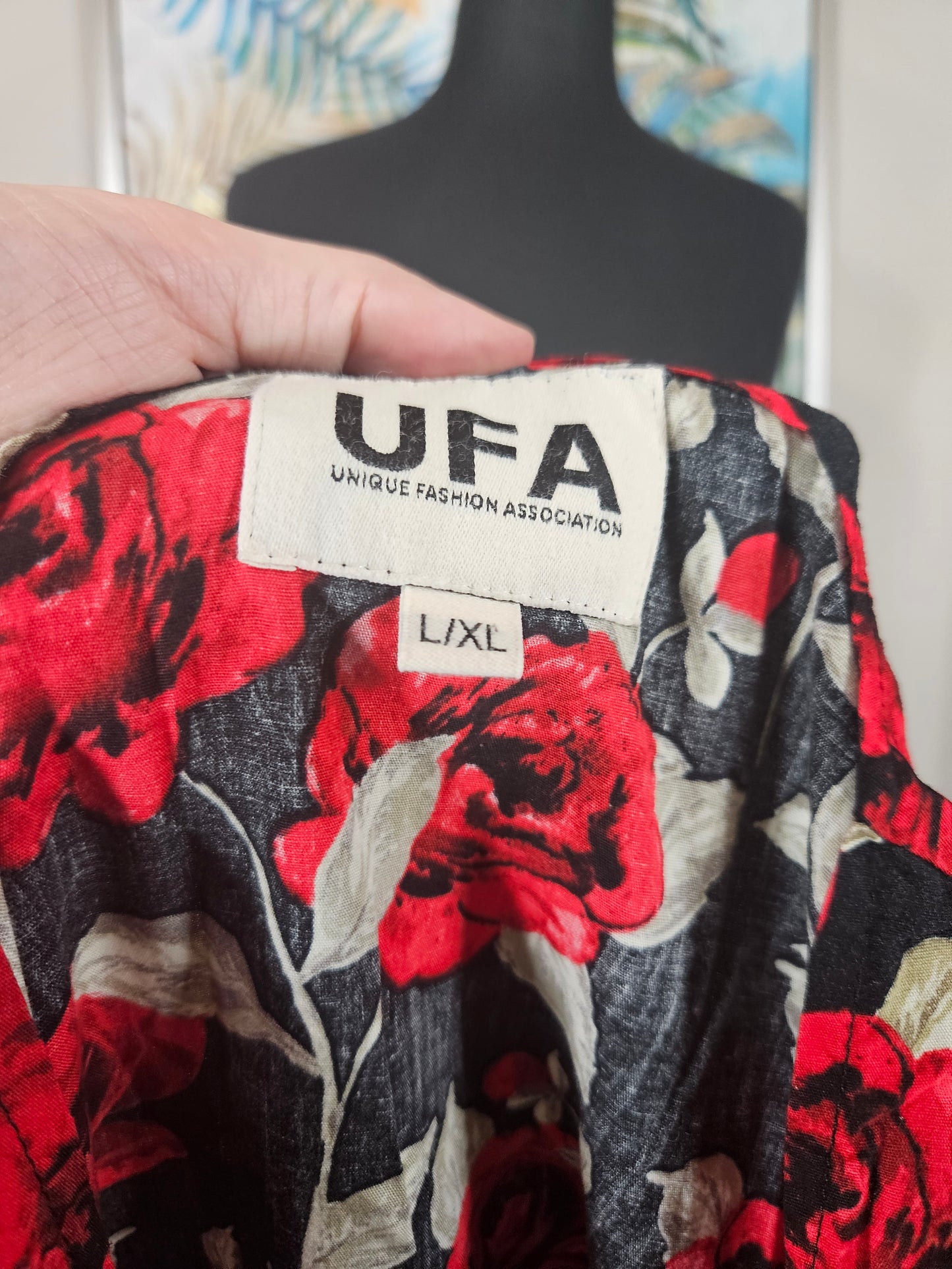 UFA Flower Top - Size XL