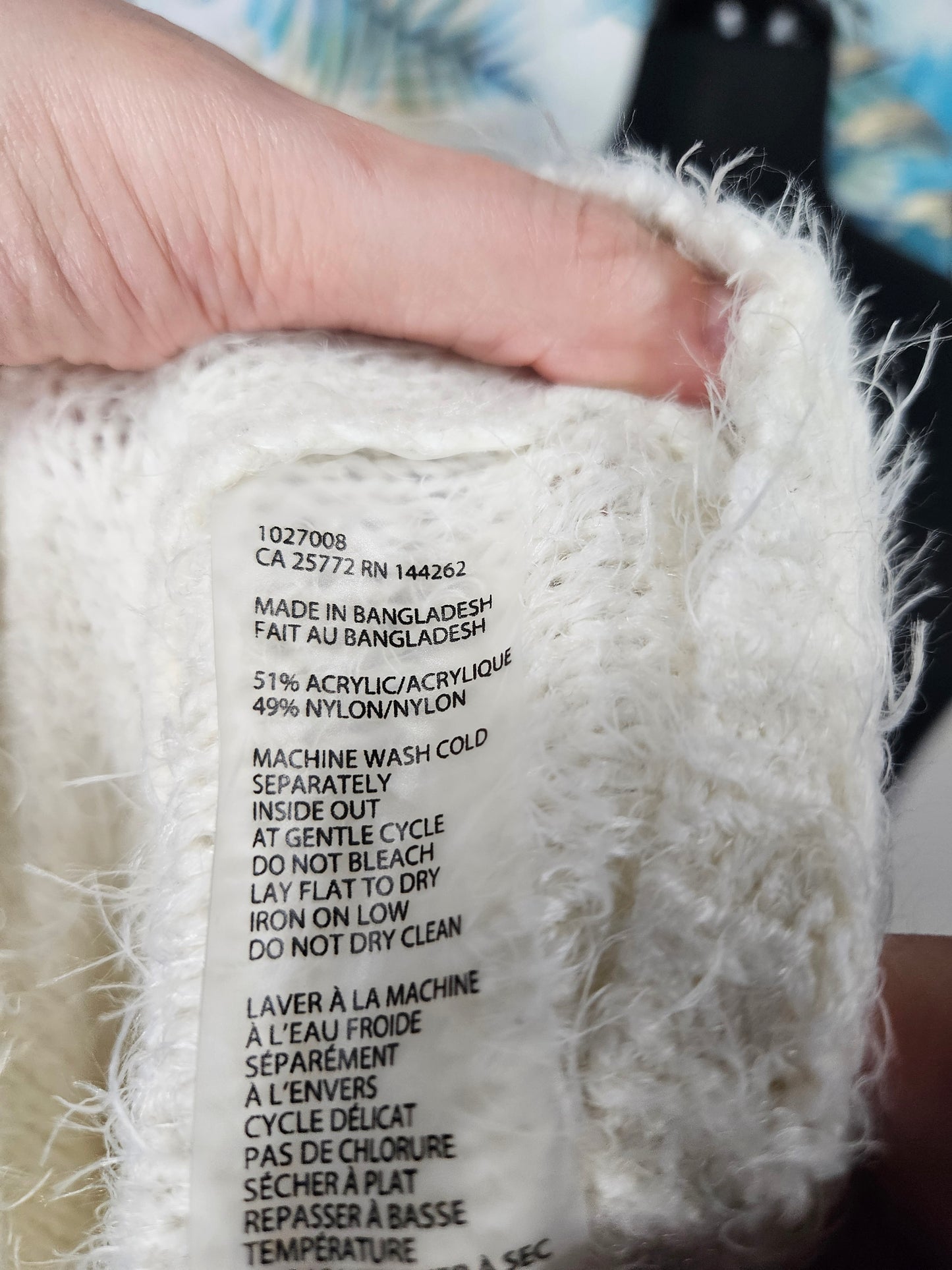 Dex Sweater - Size Large