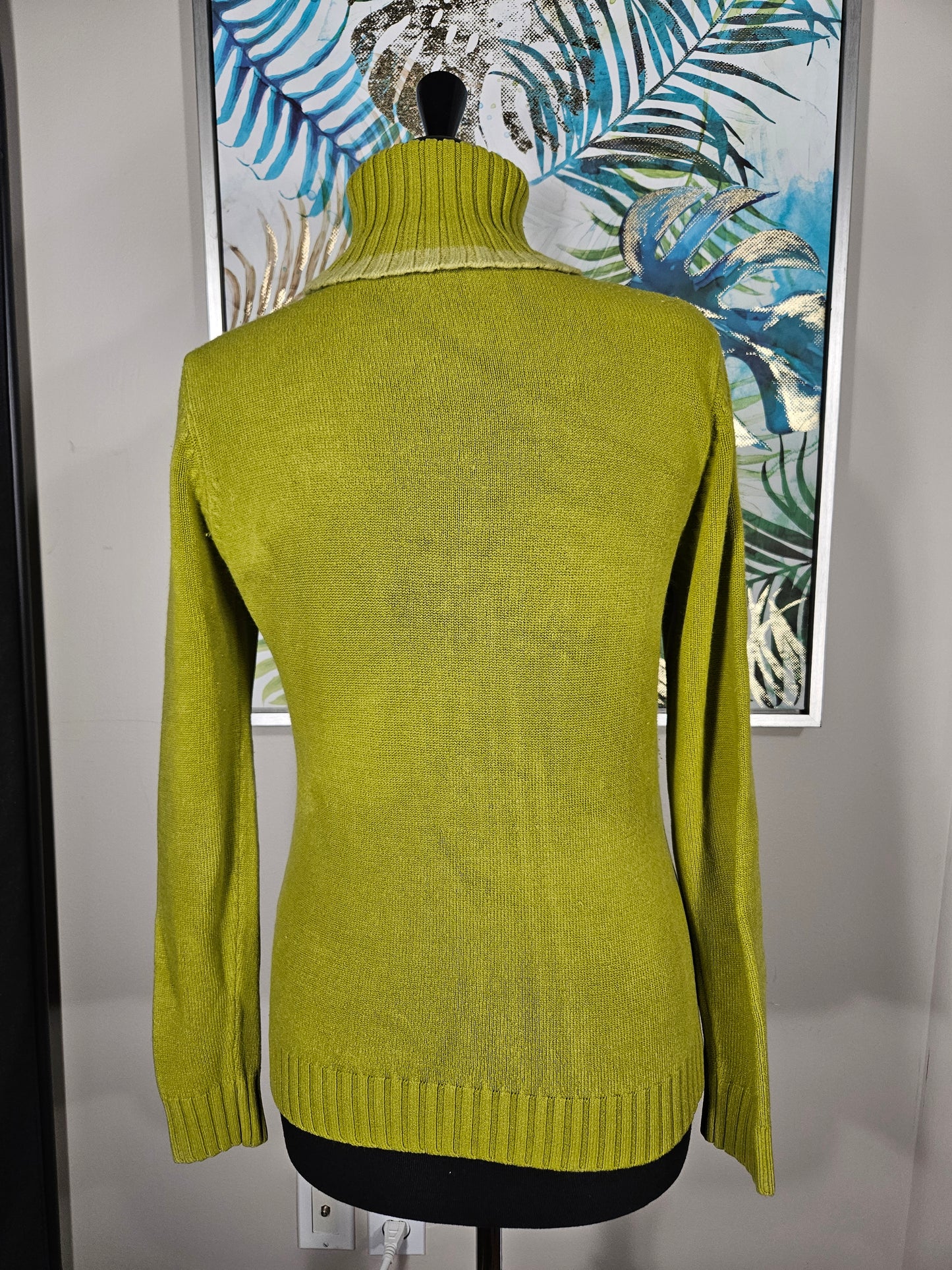Green Turtleneck - Size Medium