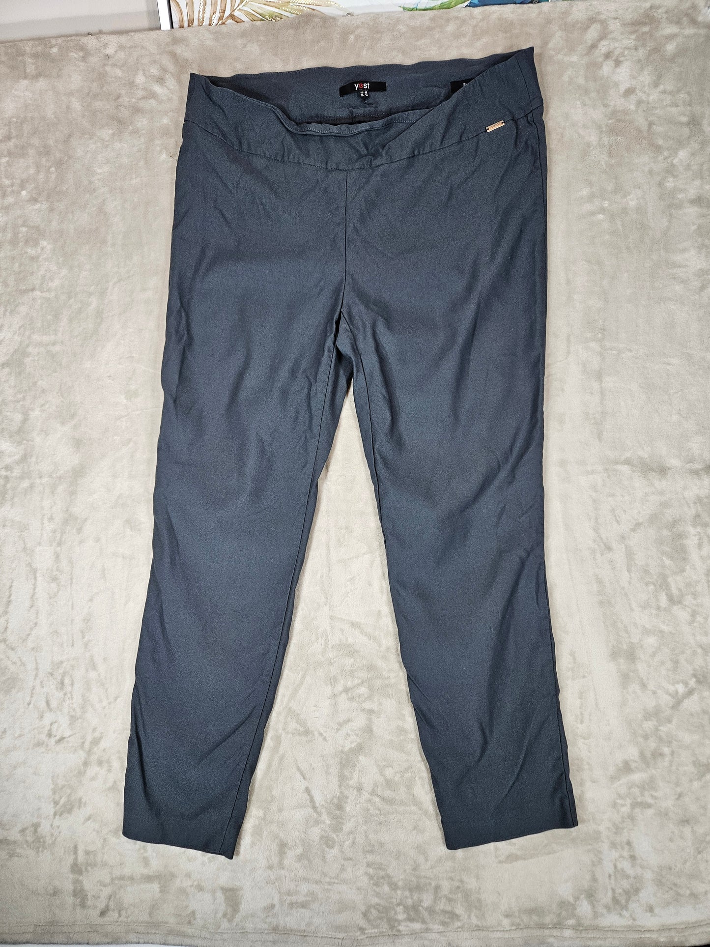Yest Lounge Pants - Size 16