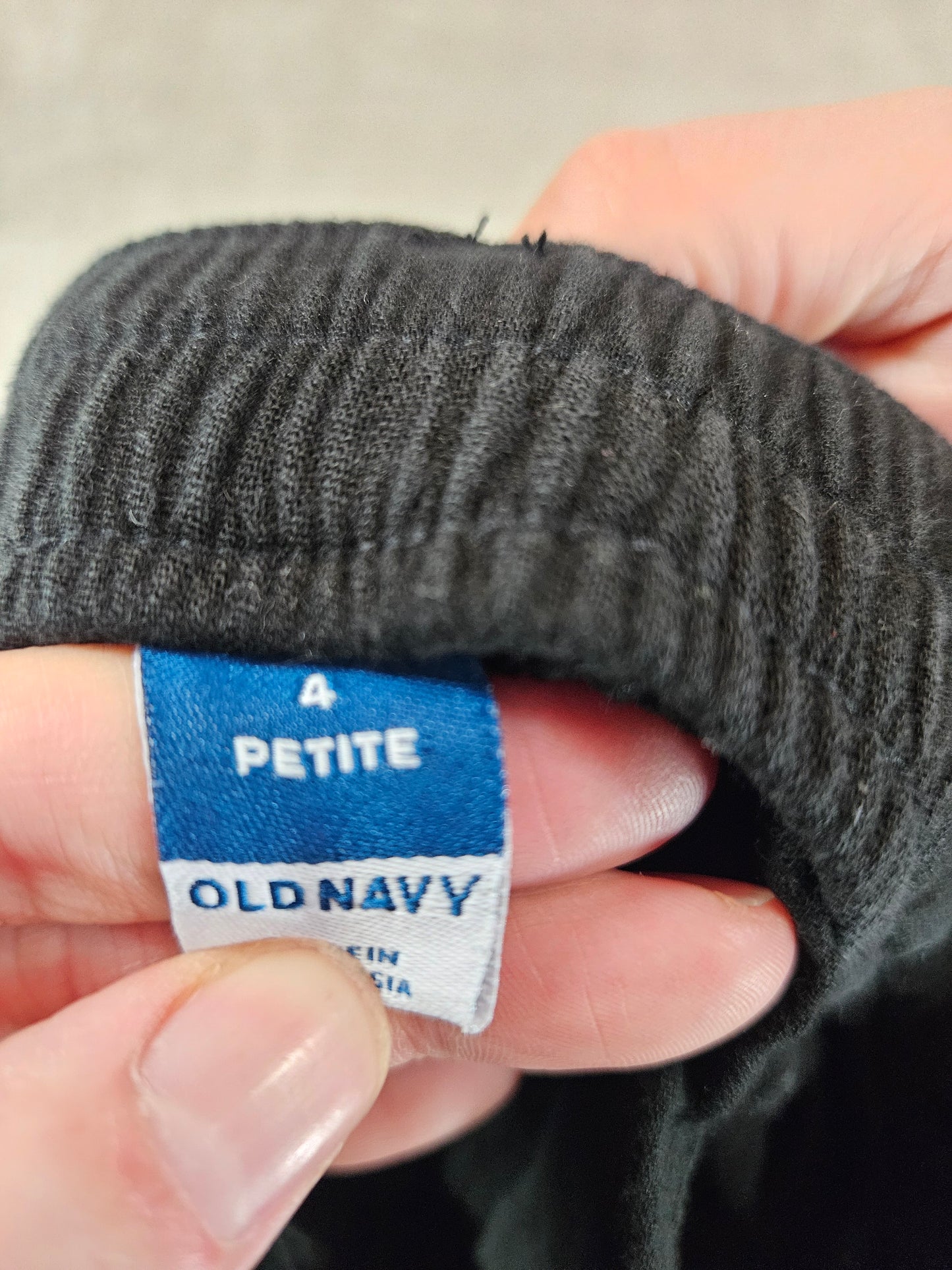 Old Navy Pants - Size 4