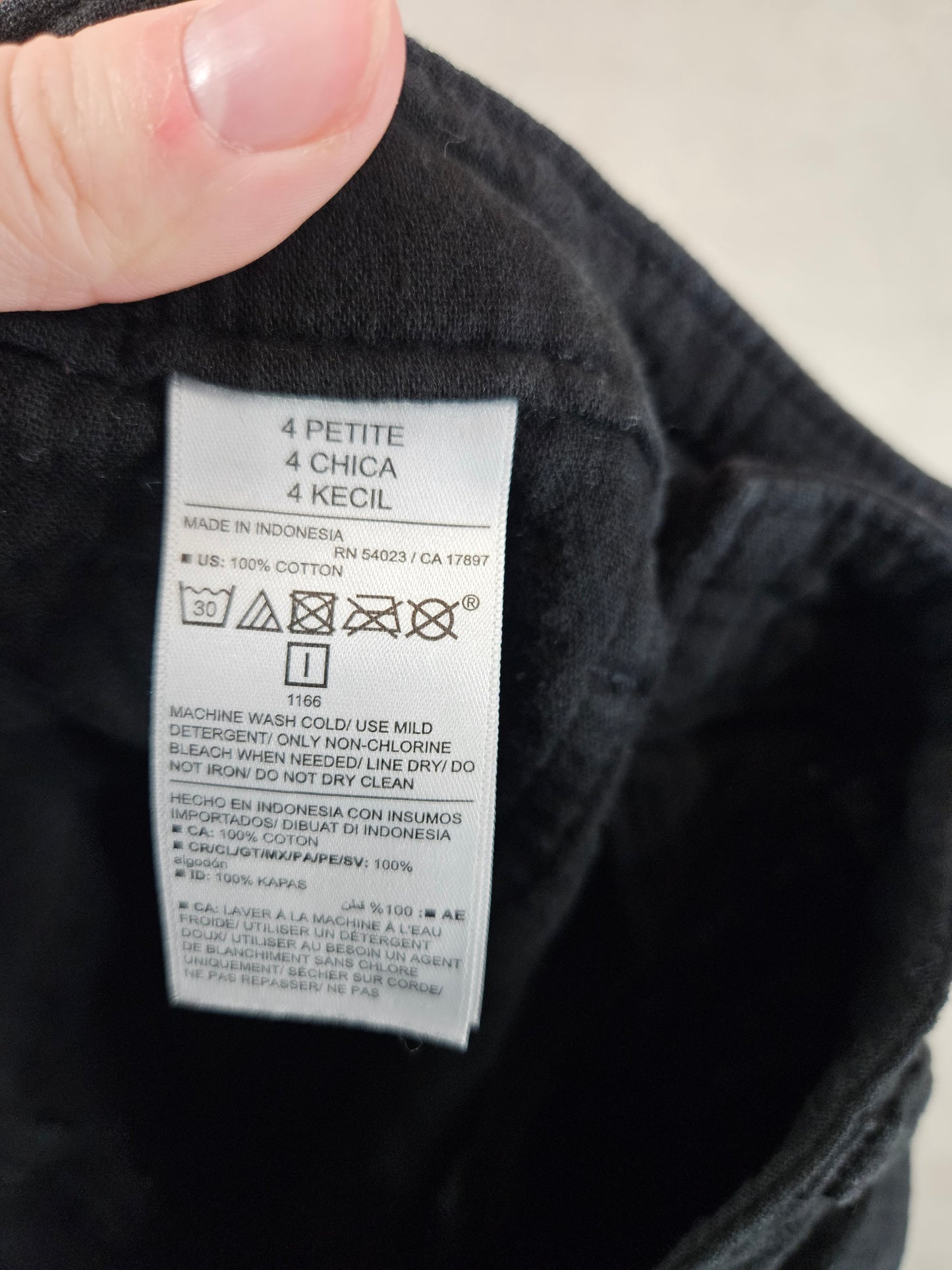 Old Navy Pants - Size 4