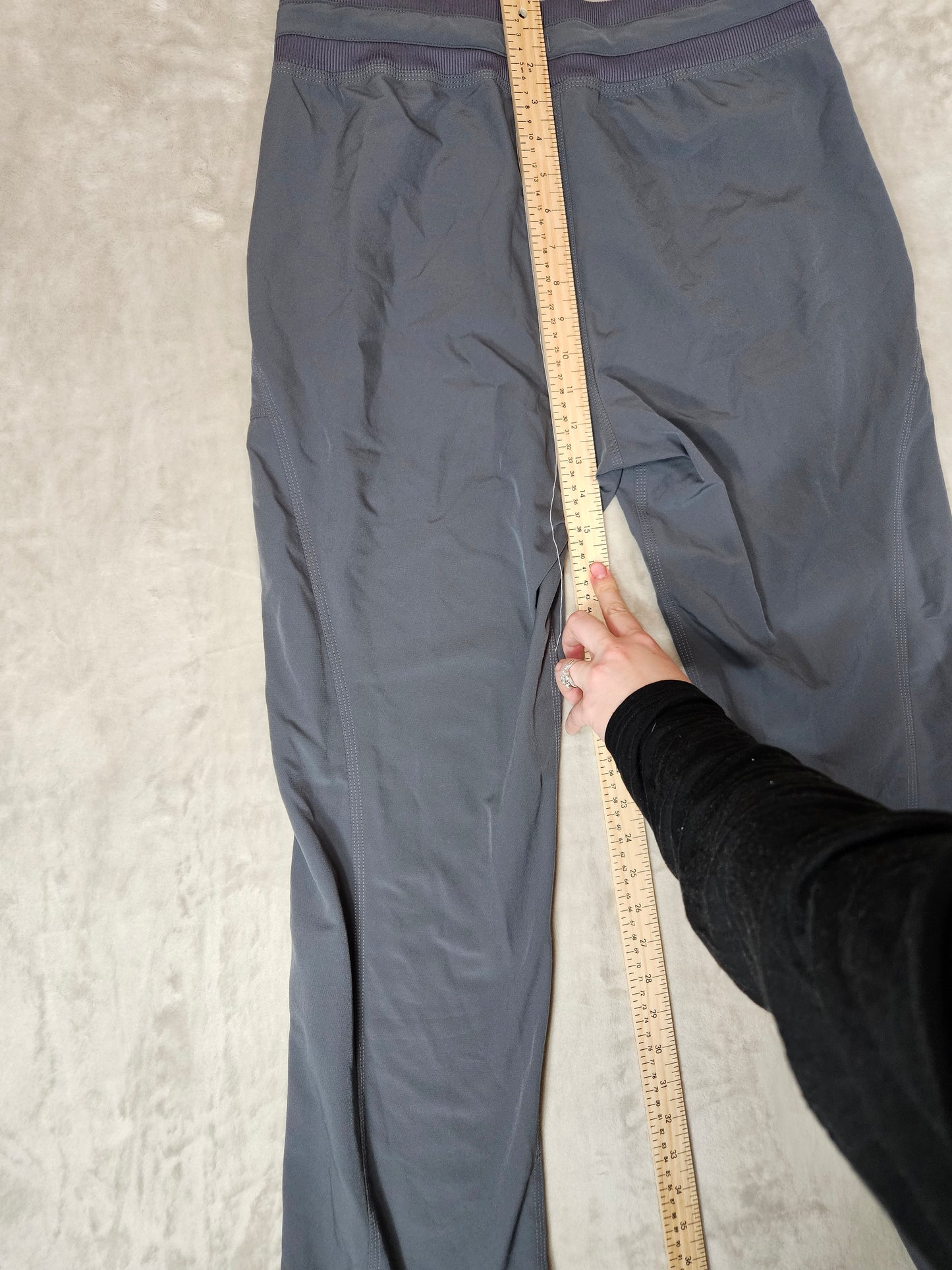 Kirkland Track Pants - Size Medium