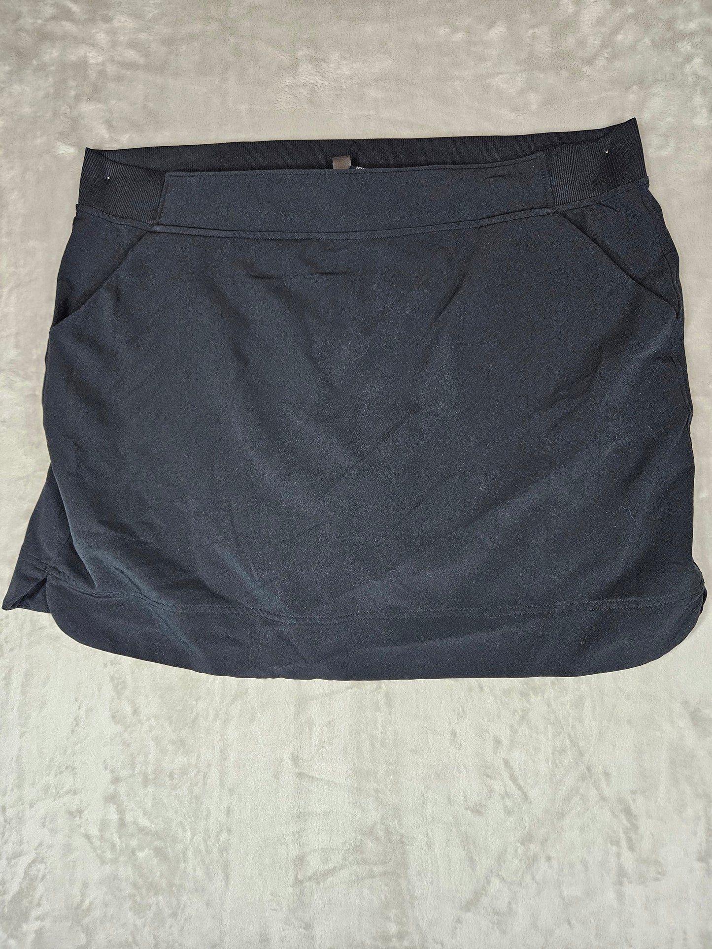 32 Degree Skort - Size XL