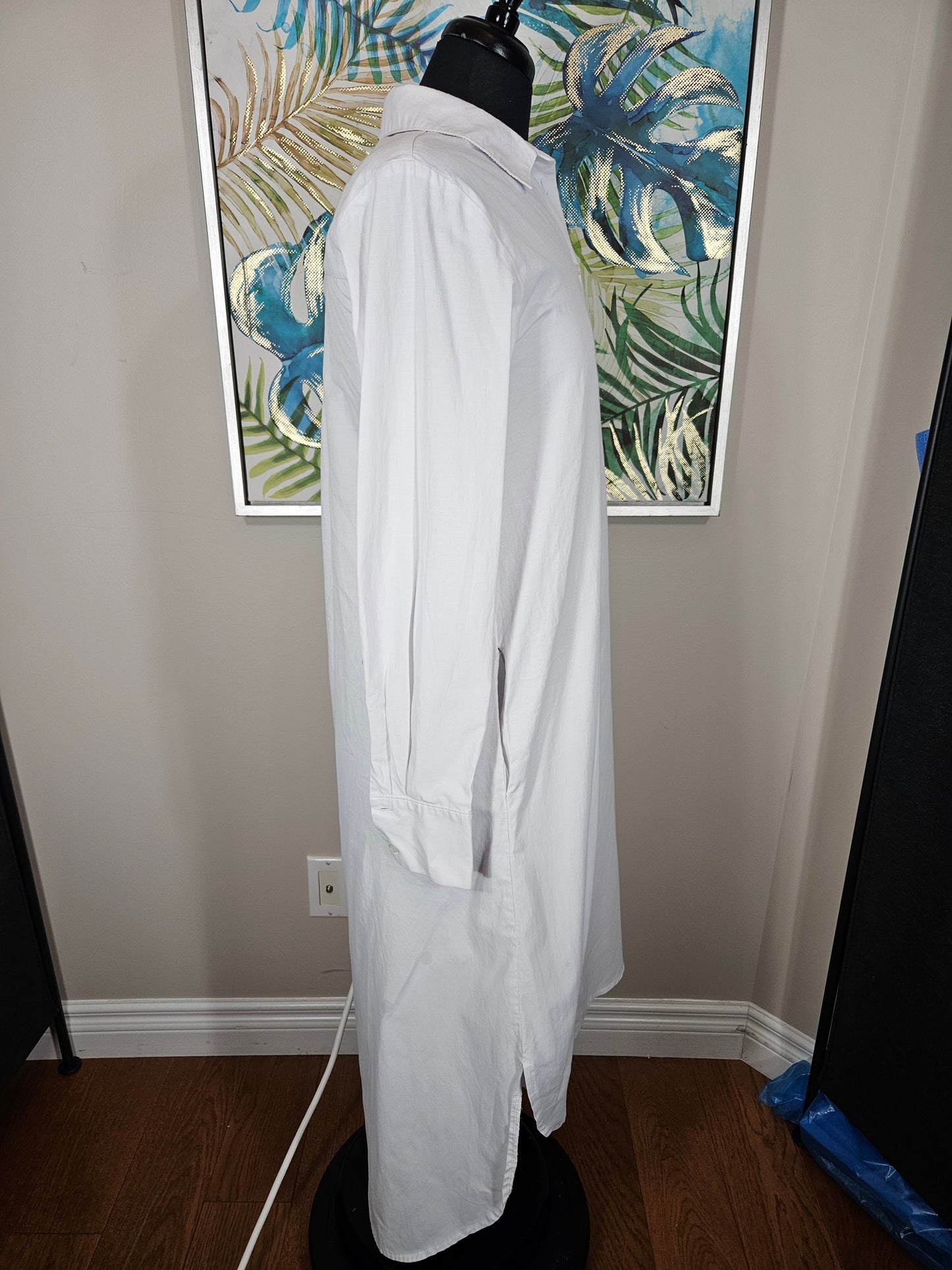 White Extra Long Tunic - Size Medium
